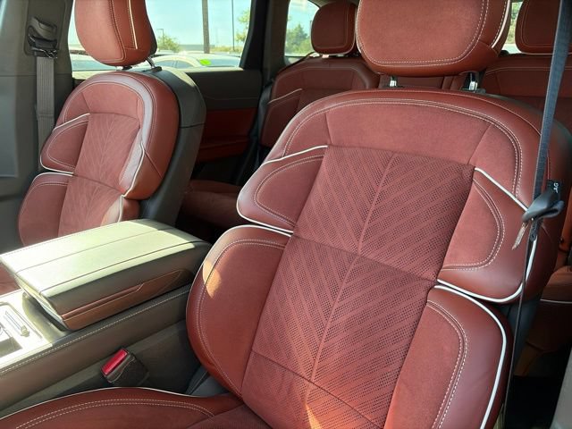 Certified 2024 Lincoln Nautilus Black Label AWD/4WD image 28