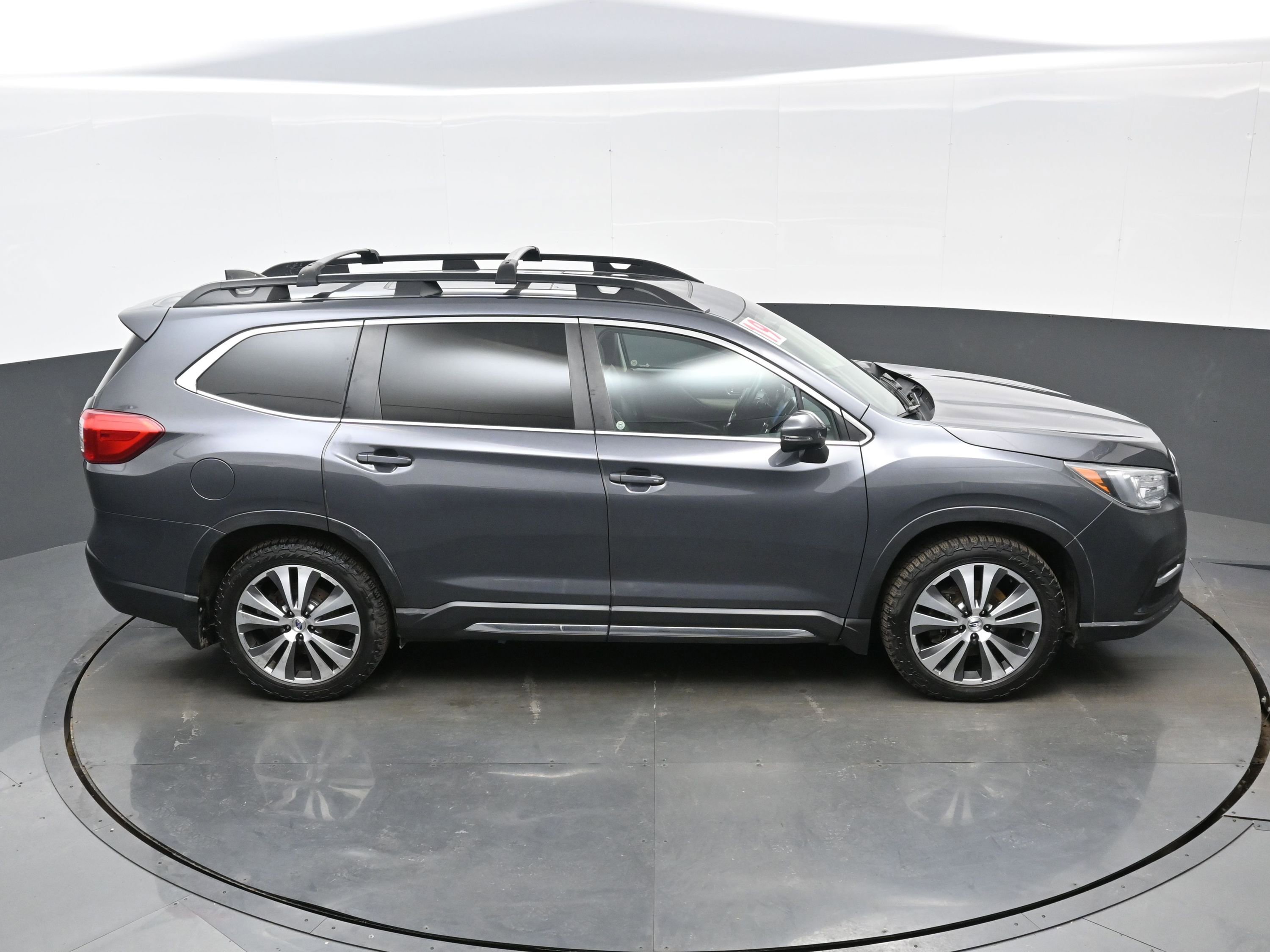 Used 2019 Subaru Ascent Limited w/ Popular Package #3 image 44