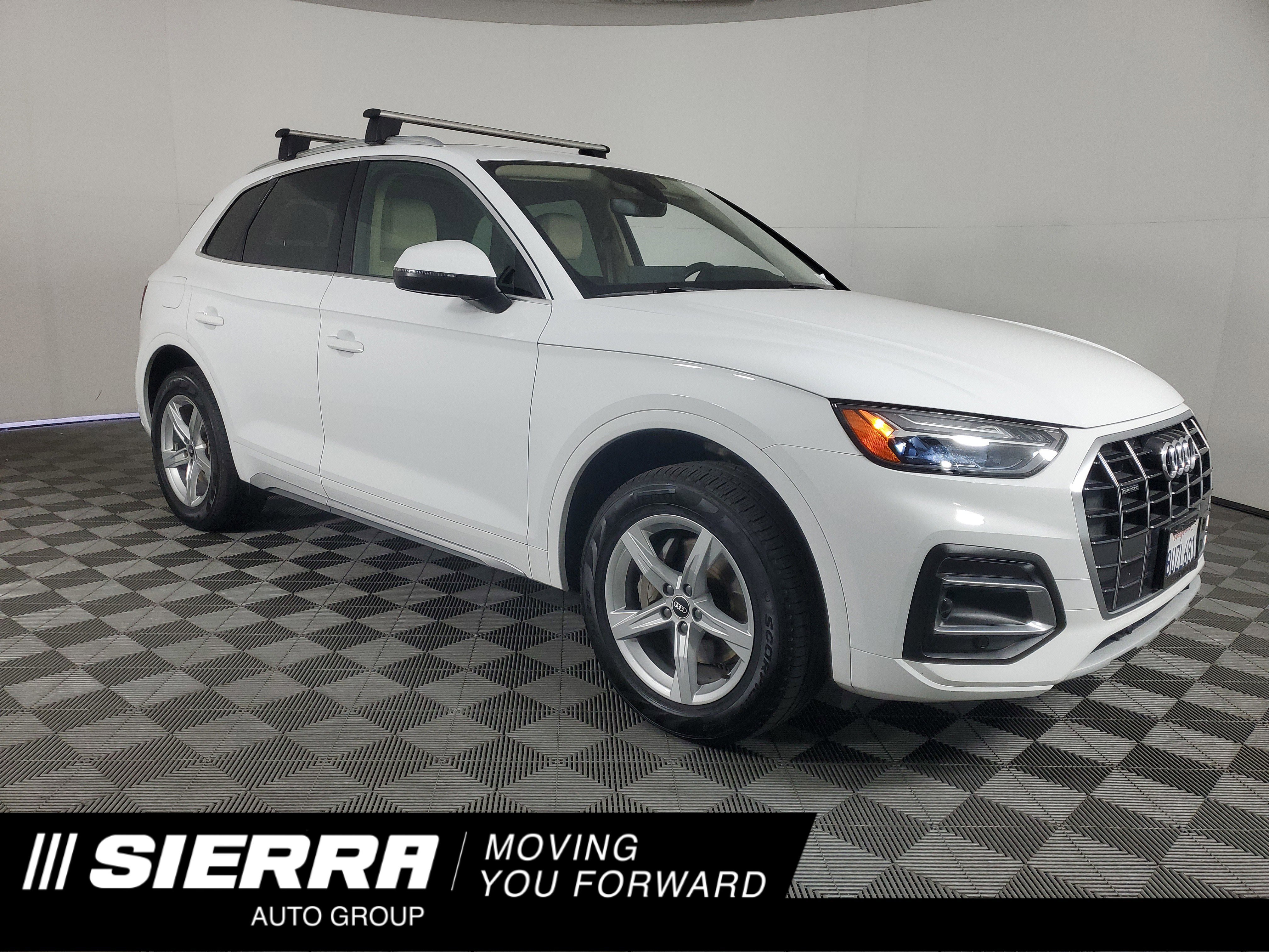 Used 2021 Audi Q5 2.0T Premium w/ Convenience Package AWD/4WD image 1