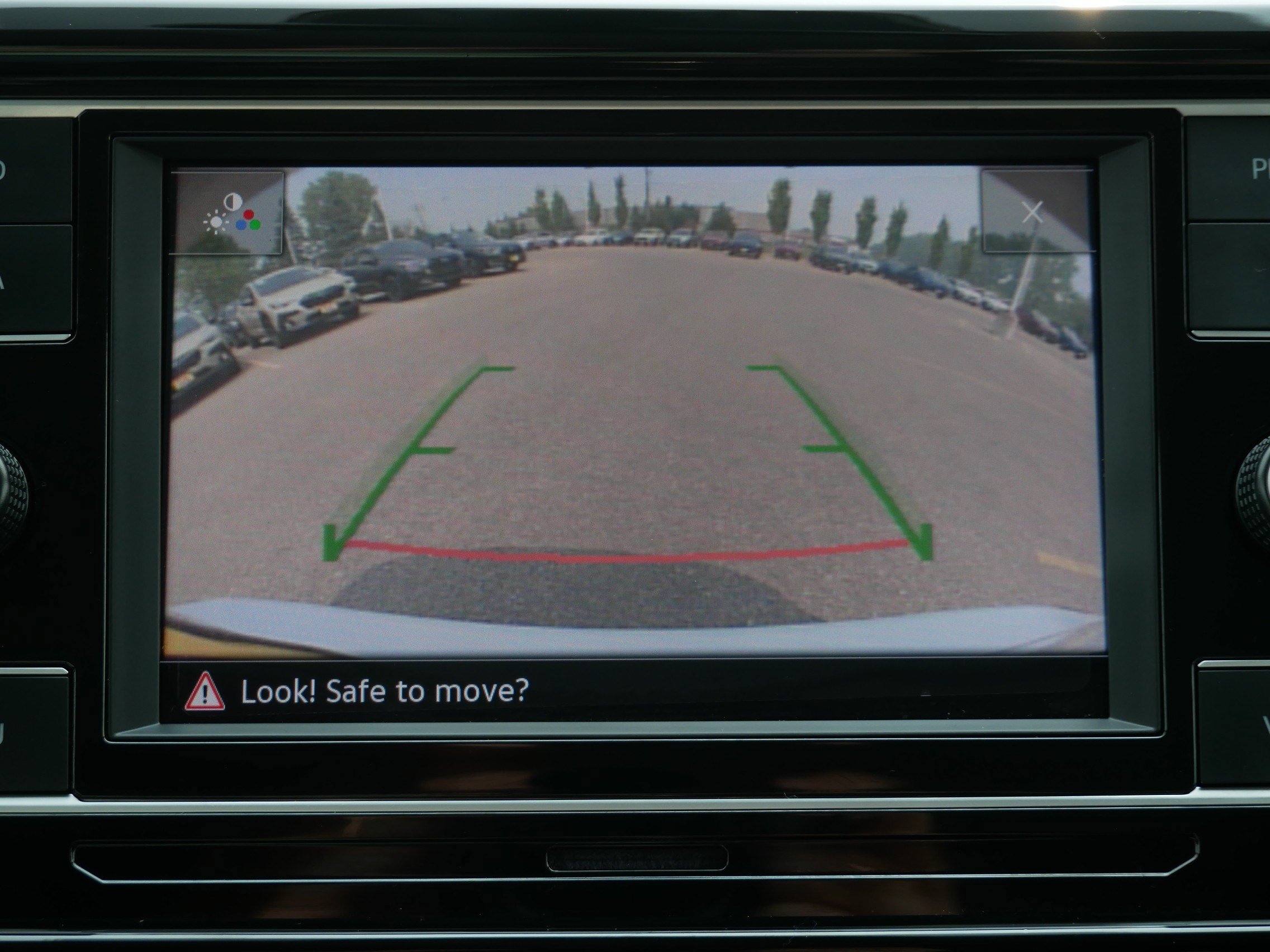 Used 2024 Volkswagen Taos S AWD/4WD image 33