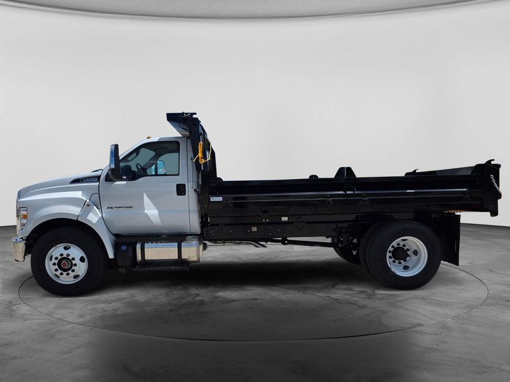New 2027 Ford F650 2WD Regular Cab Super Duty image 5