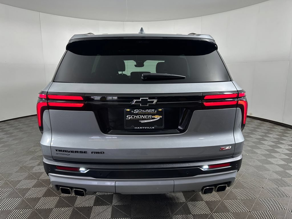 Used 2024 Chevrolet Traverse Z71 w/ Enhanced Driving Package AWD/4WD image 4