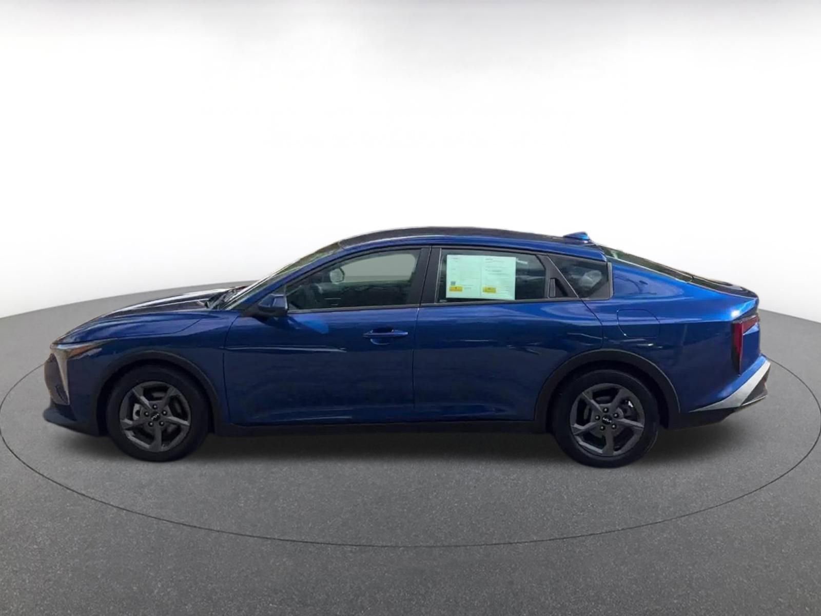 Used 2025 Kia K4 FWD image 9