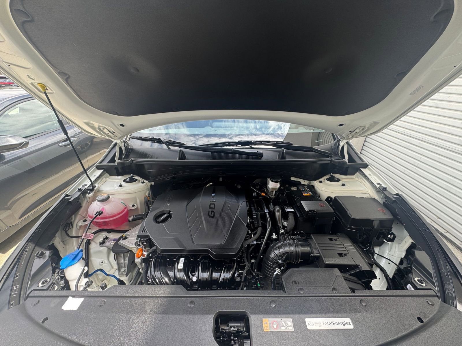 Used 2025 Kia Sportage LX FWD image 31