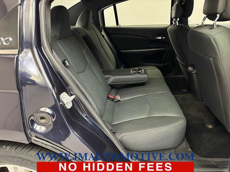 Used 2012 Chrysler 200 Touring image 16
