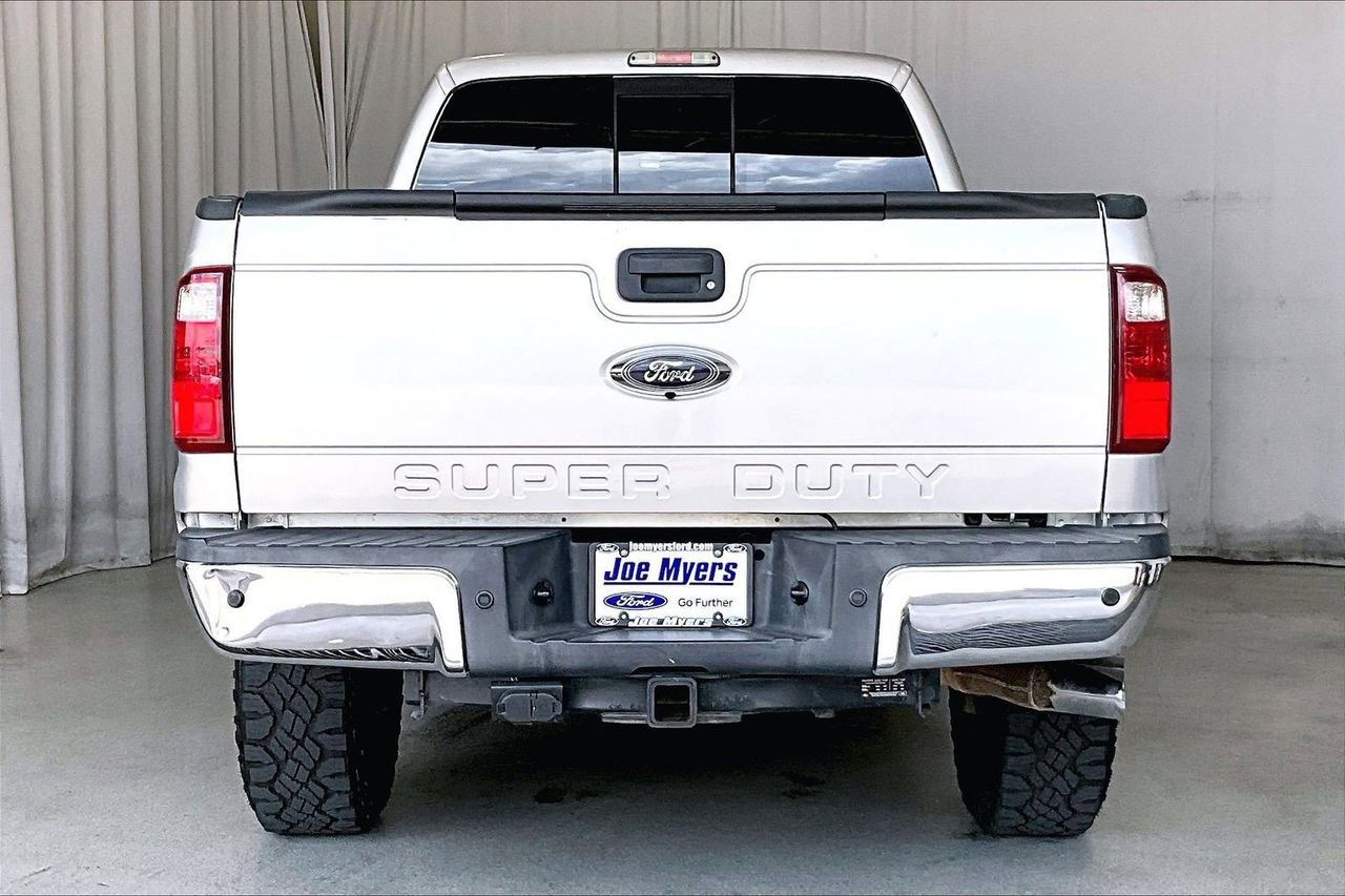 Used 2015 Ford F350 Lariat w/ Lariat Ultimate Package image 4