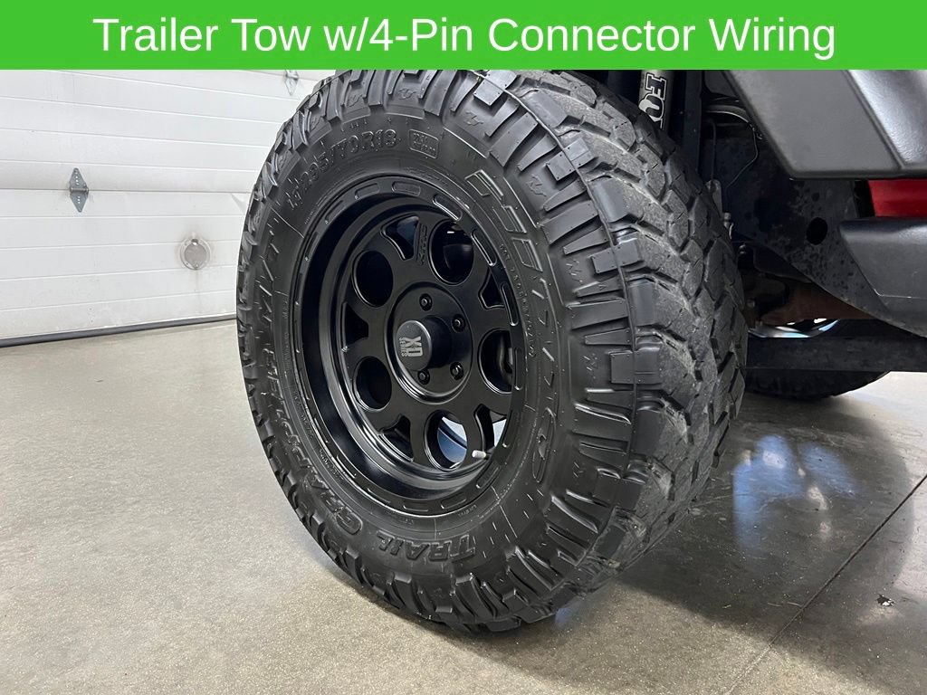 Used 2018 Jeep Wrangler Unlimited Sport w/ Connectivity Group AWD/4WD image 13