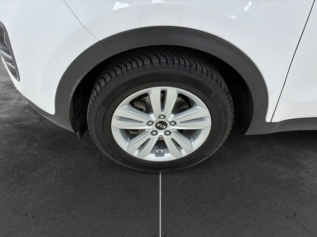 Used 2018 Kia Sportage LX AWD/4WD image 9