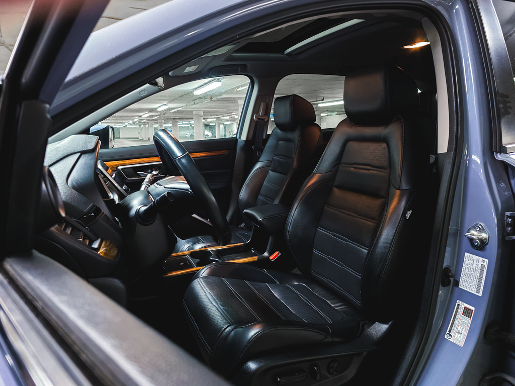 Used 2021 Honda CR-V Touring image 17