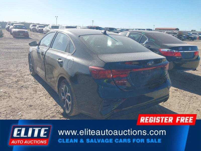 Used 2021 Kia Forte LXS image 6