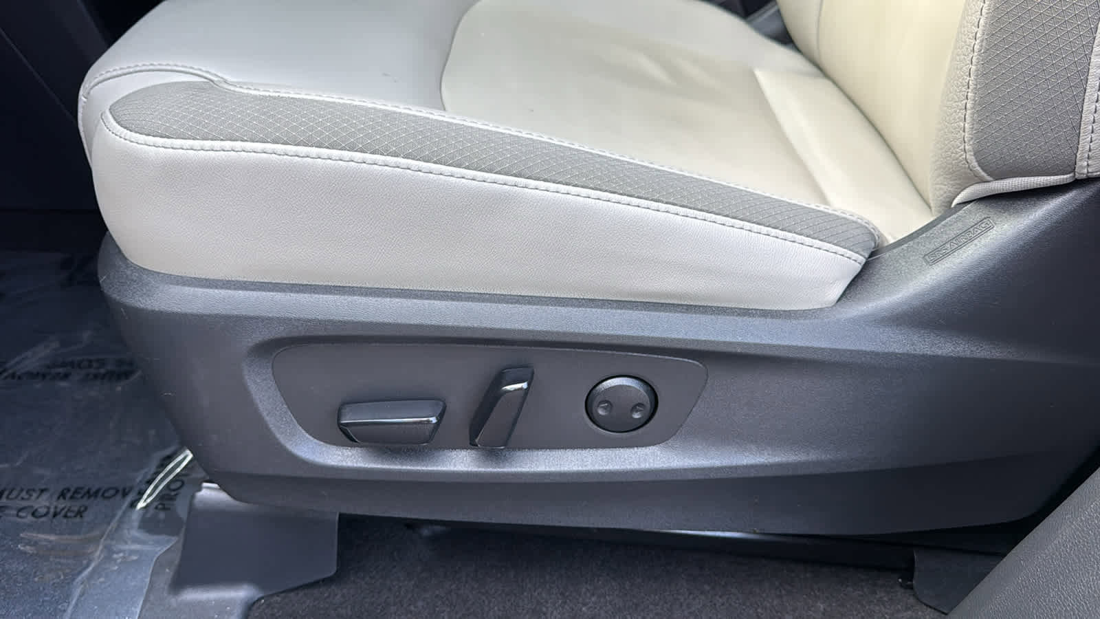 Certified 2023 Nissan Pathfinder SL image 16