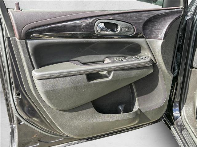 Used 2017 Buick Enclave Leather image 12