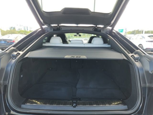 Used 2022 BMW X6 M image 26