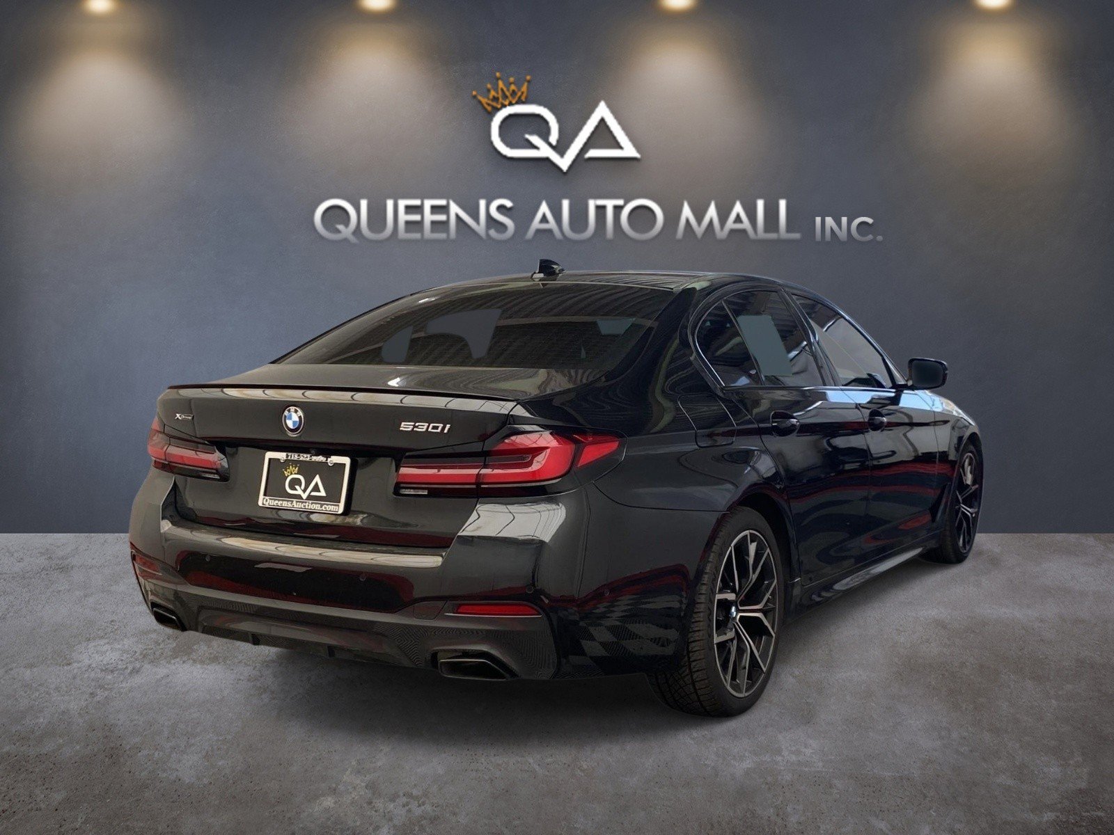 Used 2023 BMW 530i xDrive w/ M Sport Package AWD/4WD image 6