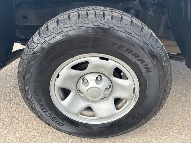 Used 2022 Toyota Tacoma SR image 12