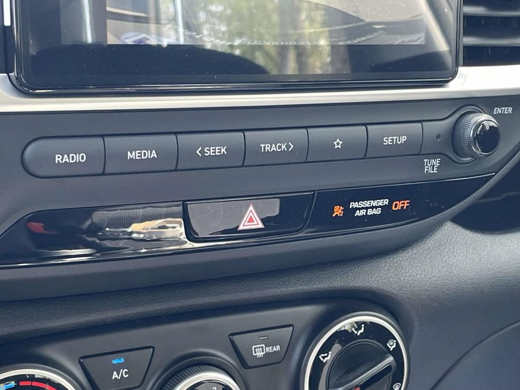 New 2026 Hyundai Venue SE FWD image 25