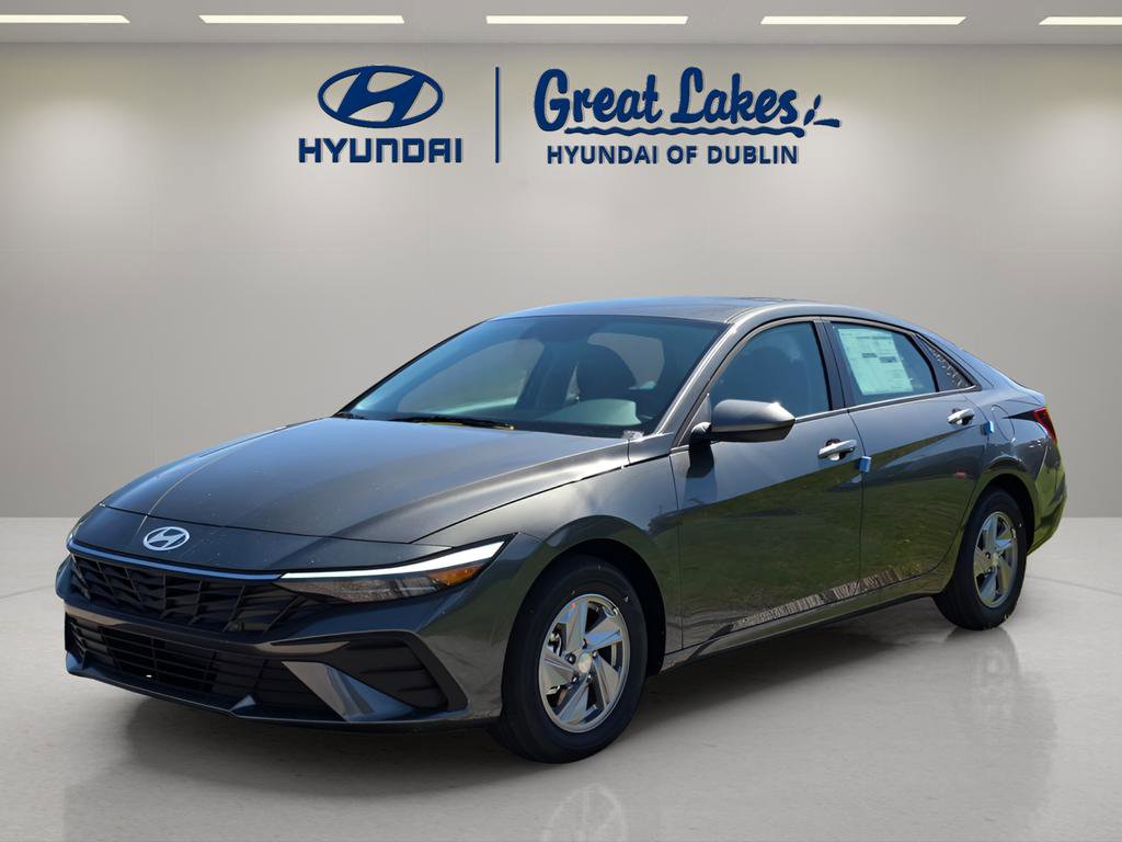 New 2026 Hyundai Elantra SE