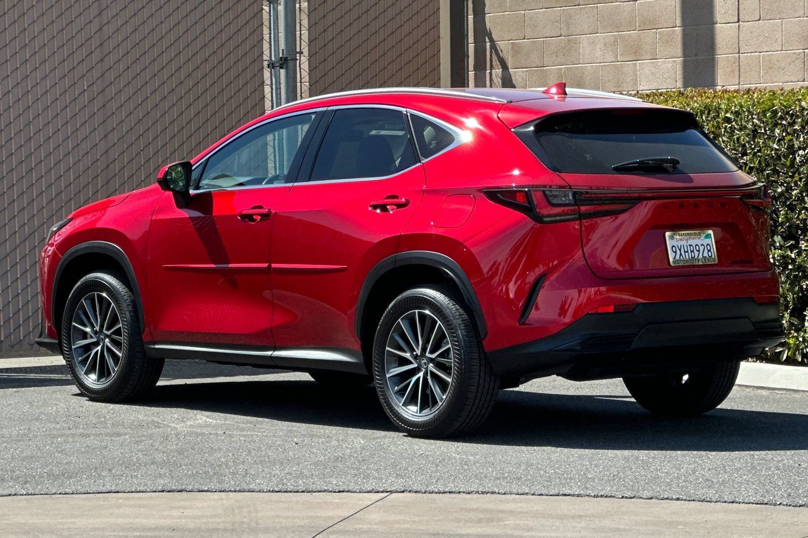 Certified 2026 Lexus NX 350h FWD w/ Accessory Package (2T) image 6