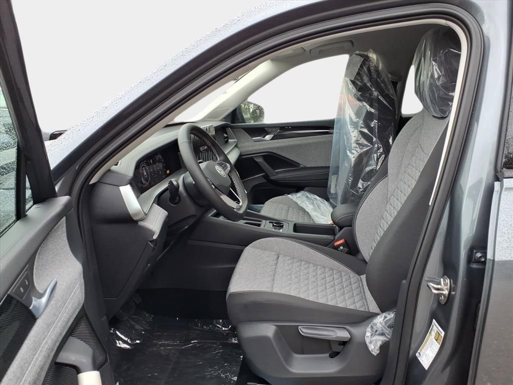 New 2026 Volkswagen Tiguan S AWD/4WD image 11