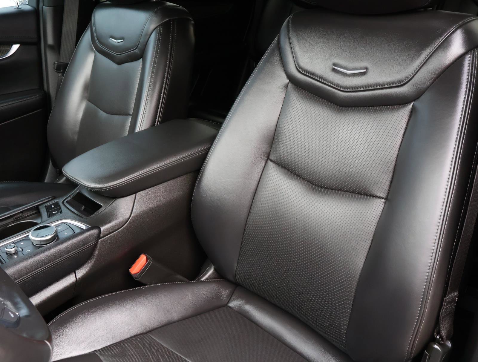 Certified 2023 Cadillac XT5 Sportv image 19