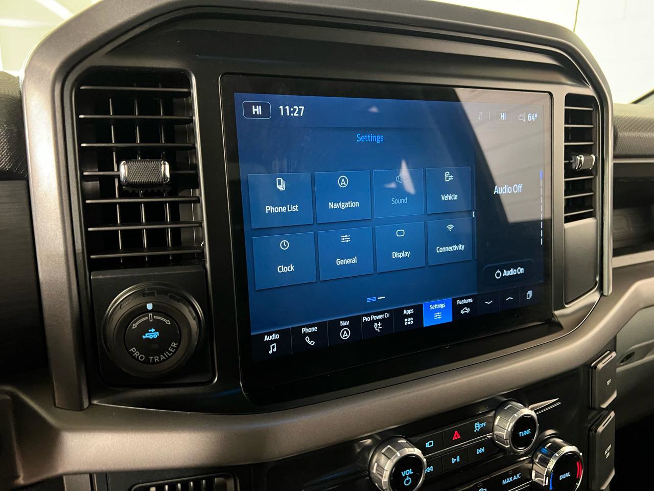 Used 2025 Ford F150 Lightning XLT image 22