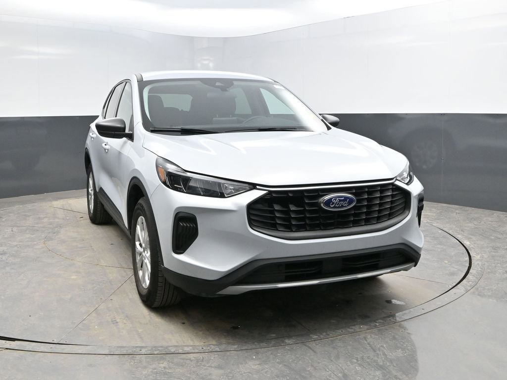Used 2025 Ford Escape Active image 4