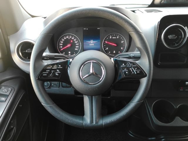Used 2026 Mercedes-Benz Sprinter 2500 image 31