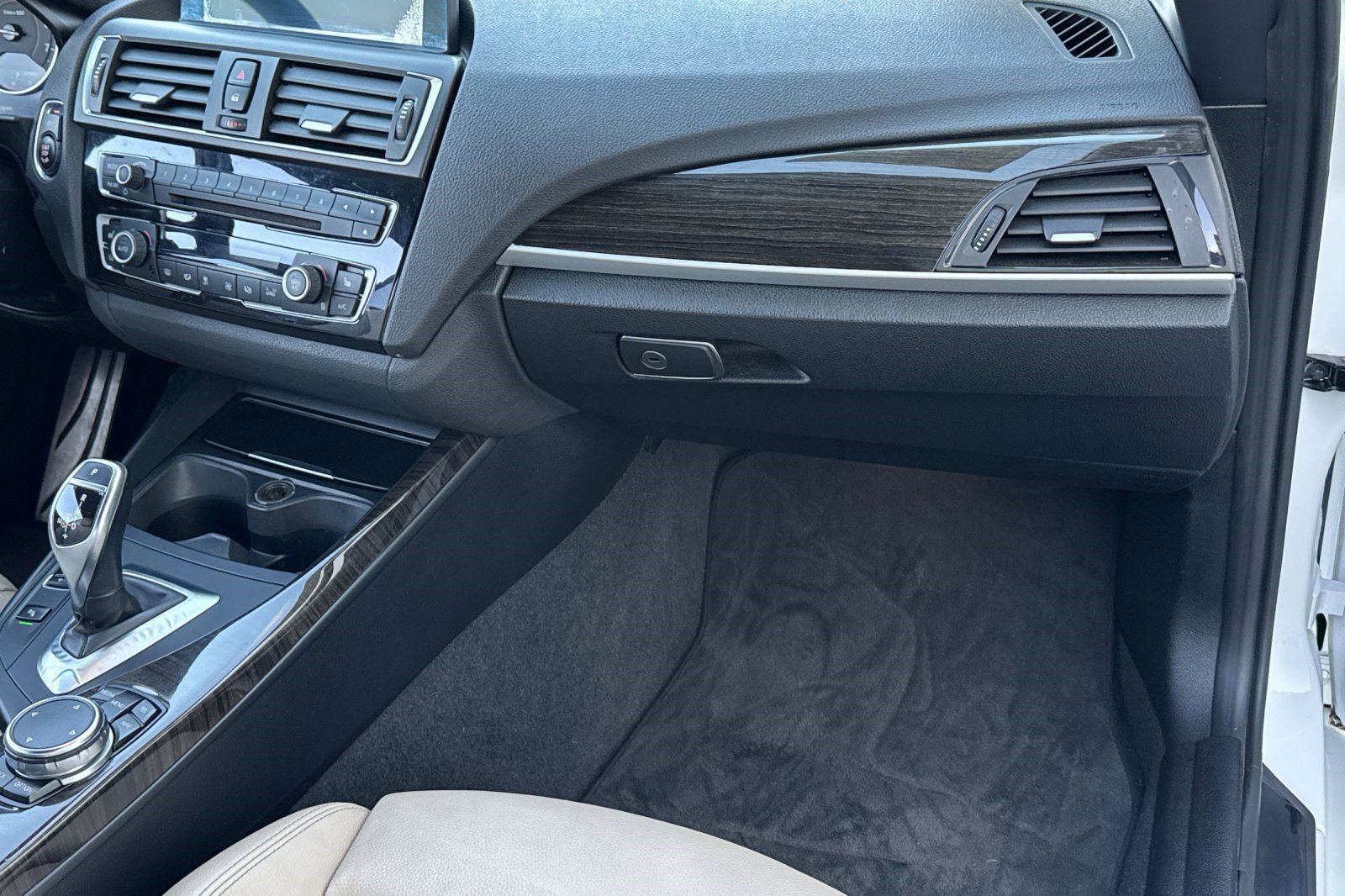 Used 2016 BMW M235i xDrive Convertible image 28