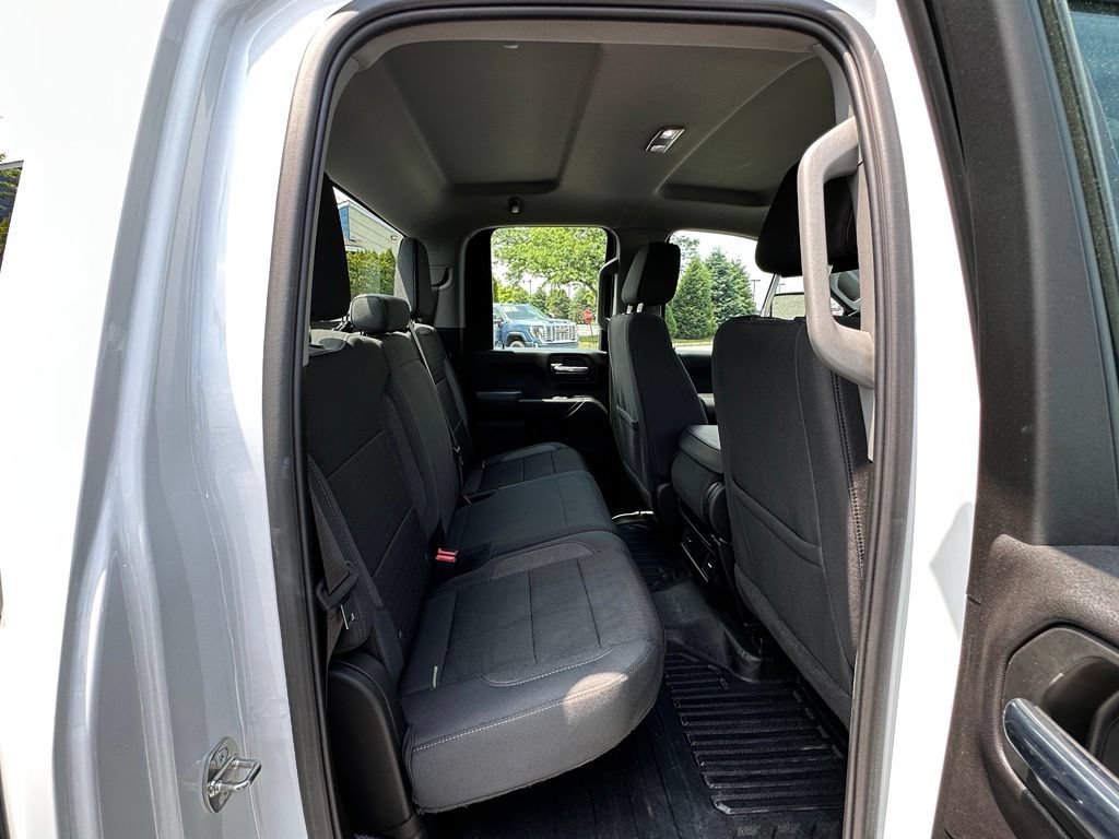 Used 2024 GMC Sierra 2500 Pro w/ 1SA Pro Safety Plus Package AWD/4WD image 17