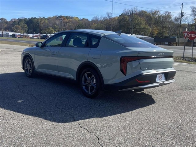 Used 2025 Kia K4 LXS image 5