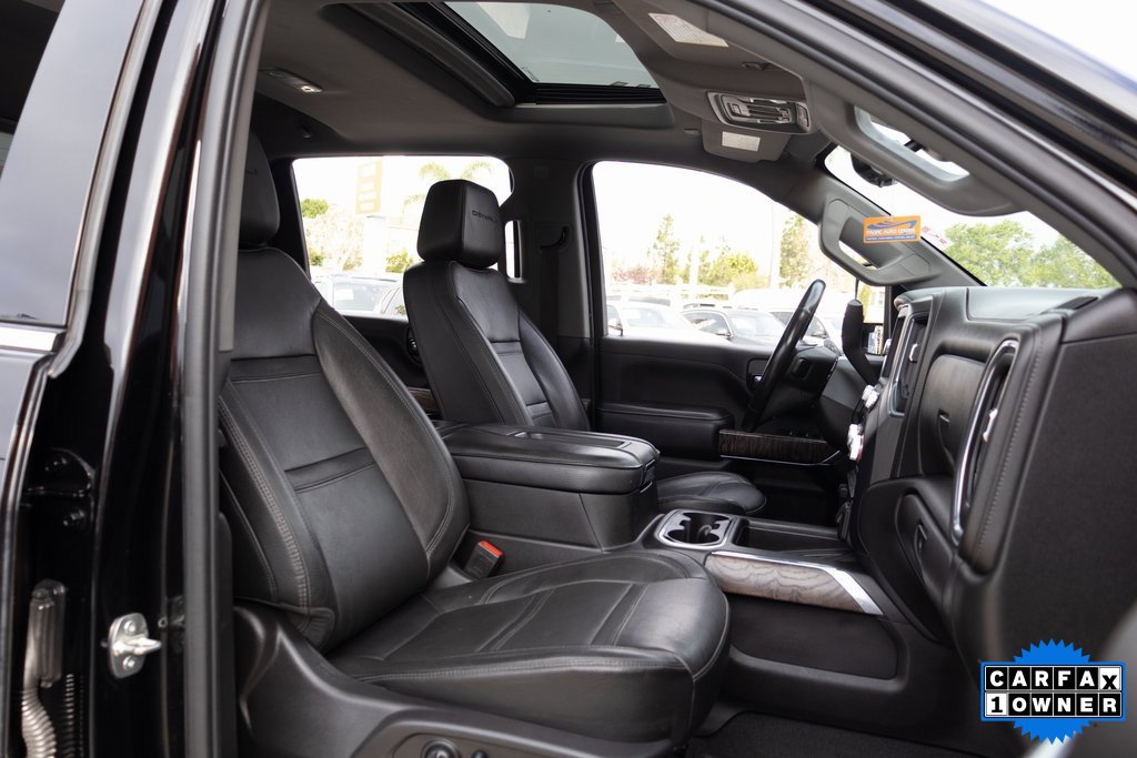 Used 2022 GMC Sierra 2500 Denali w/ Denali Black Diamond Edition image 19