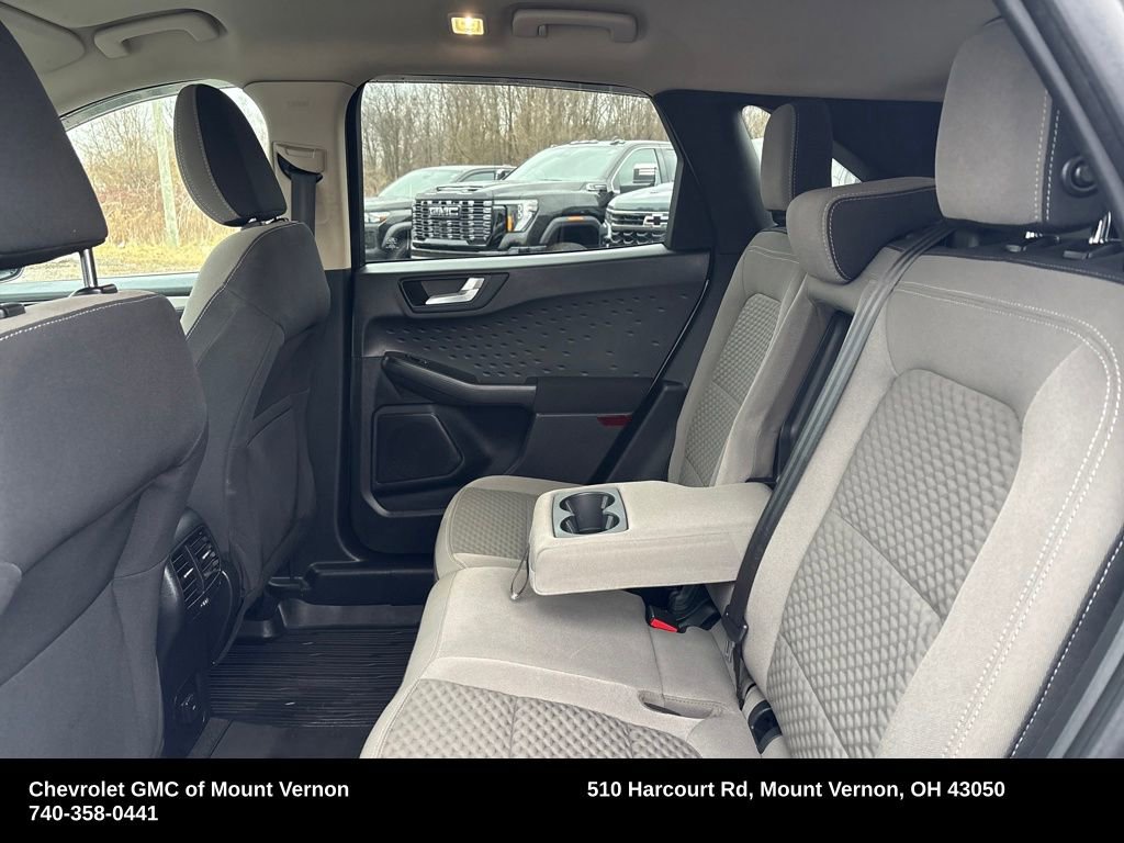 Used 2020 Ford Escape SE image 25