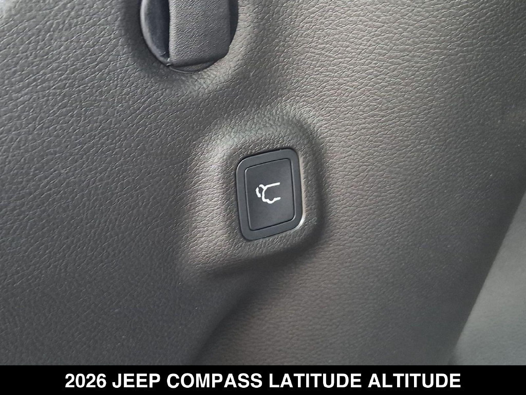 New 2026 Jeep Compass Latitude AWD/4WD image 24