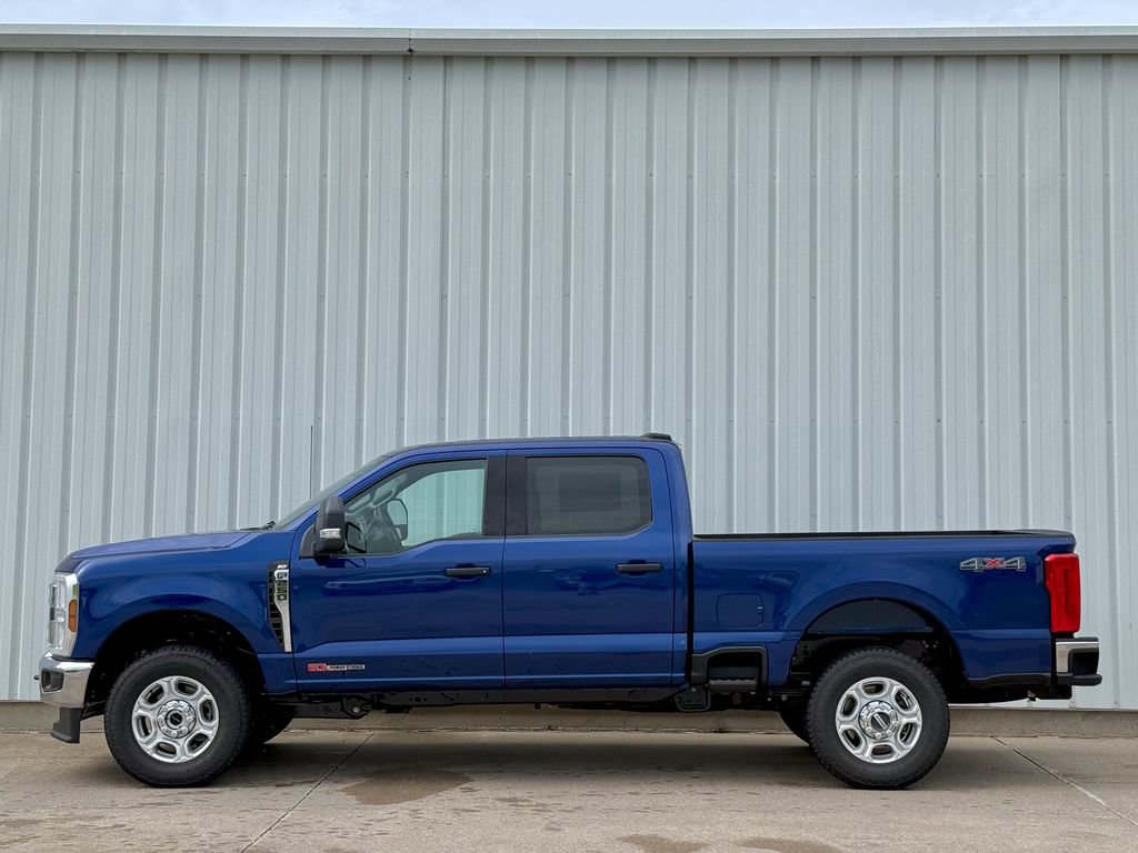 New 2026 Ford F250 XLT AWD/4WD image 3