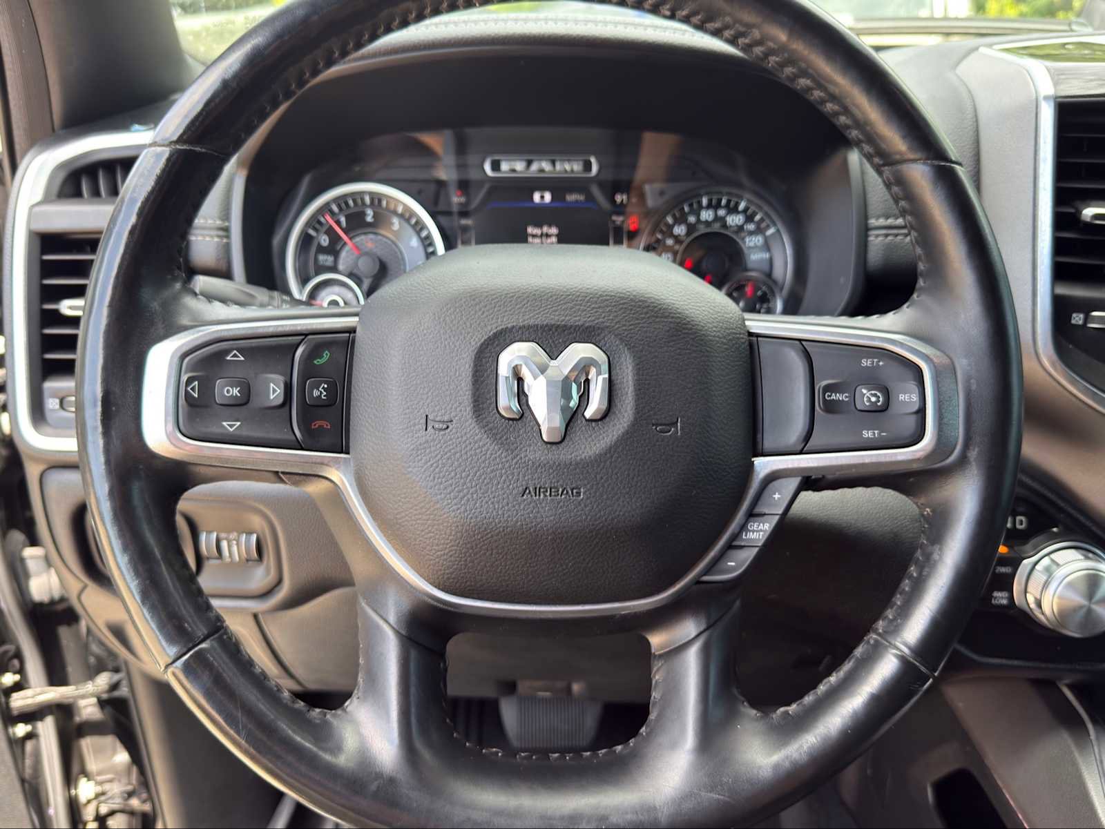 Used 2020 RAM 1500 Laramie w/ Sport Appearance Package AWD/4WD image 20