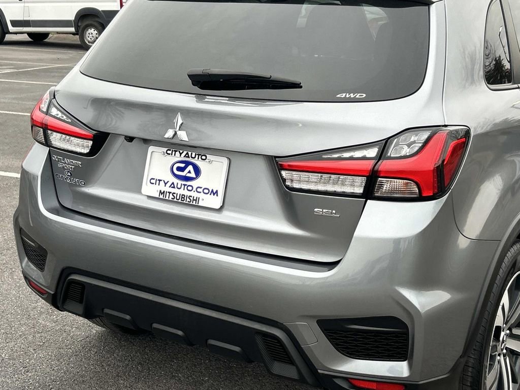 Used 2024 Mitsubishi Outlander Sport SEL image 12