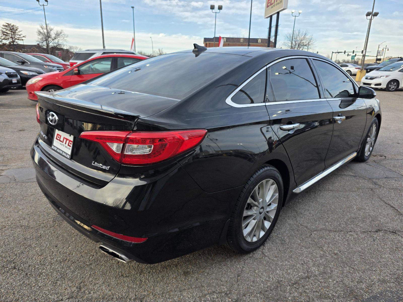 Used 2015 Hyundai Sonata Limited w/ Option Group 06 image 5