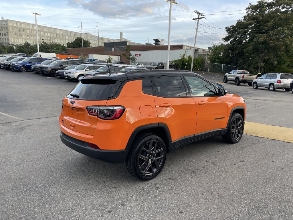 Used 2026 Jeep Compass Limited AWD/4WD image 8