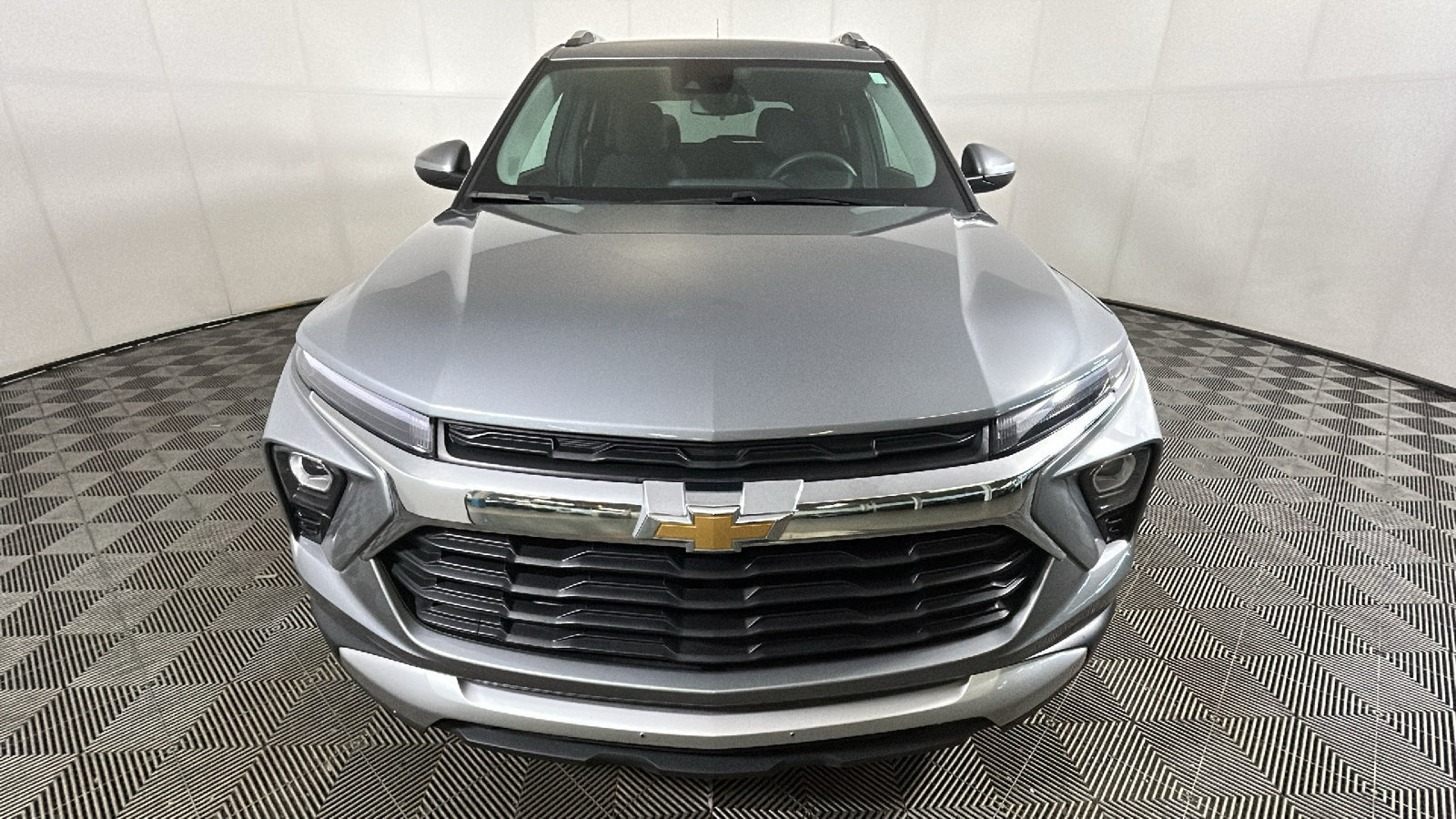 Used 2025 Chevrolet TrailBlazer LT AWD/4WD image 8