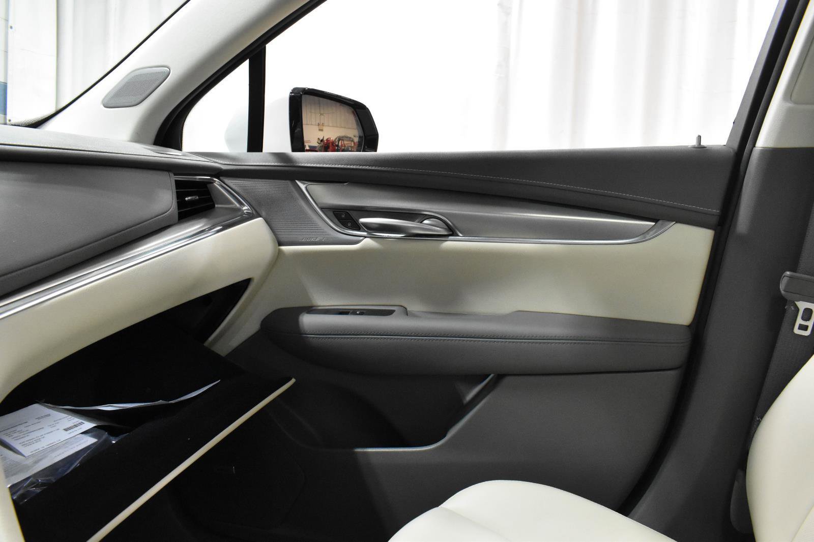 Used 2023 Cadillac XT5 Premium Luxury w/ LPO, Floor Liner Package image 20