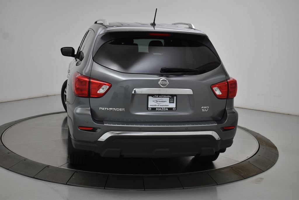Used 2017 Nissan Pathfinder SV AWD/4WD image 10