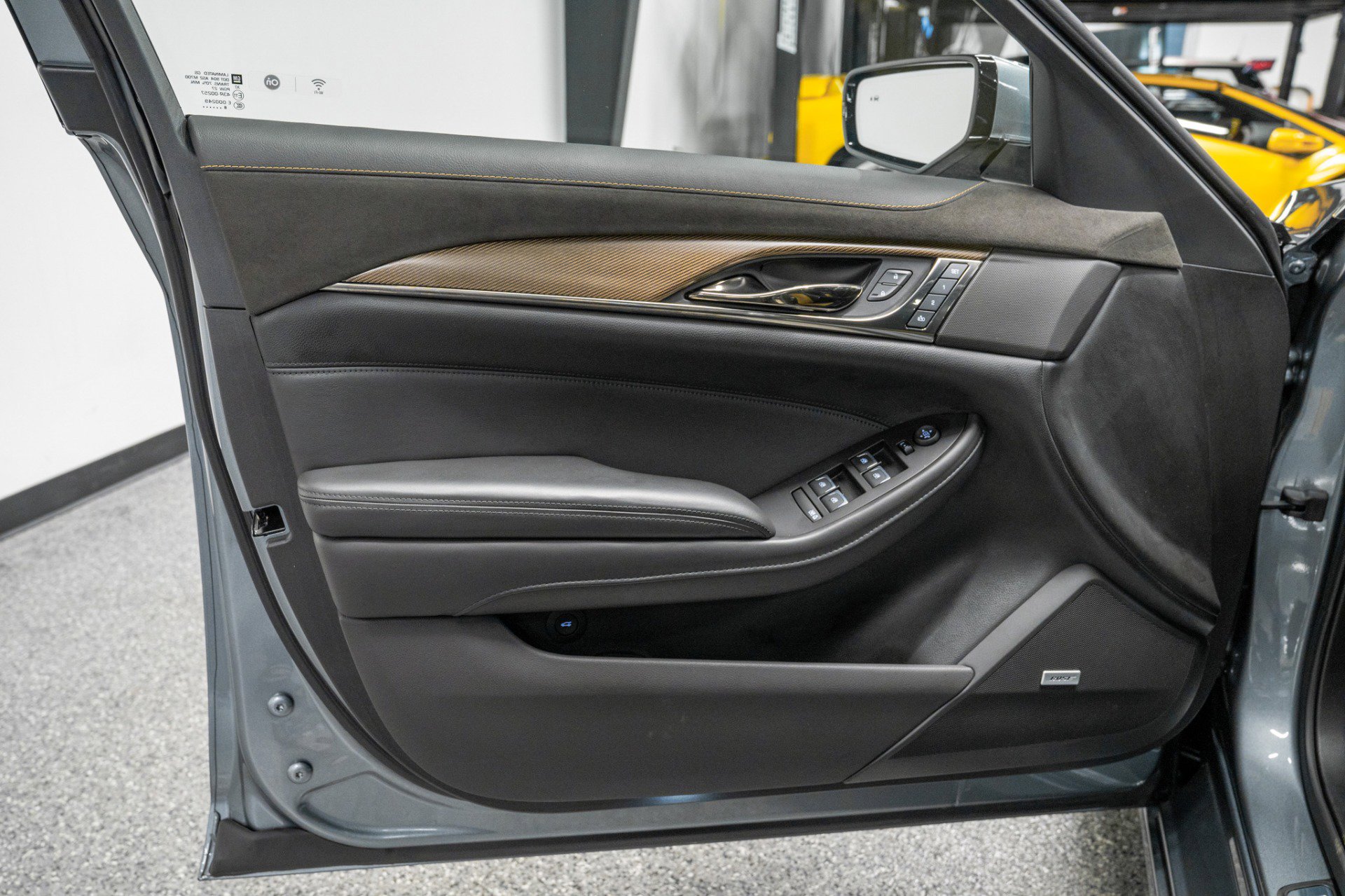 Used 2019 Cadillac CTS V w/ Luxury Package image 37