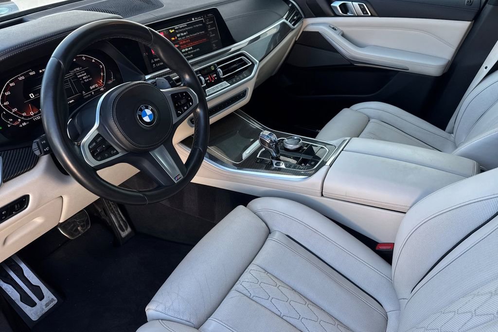Used 2023 BMW X5 M50i w/ Executive Package image 9