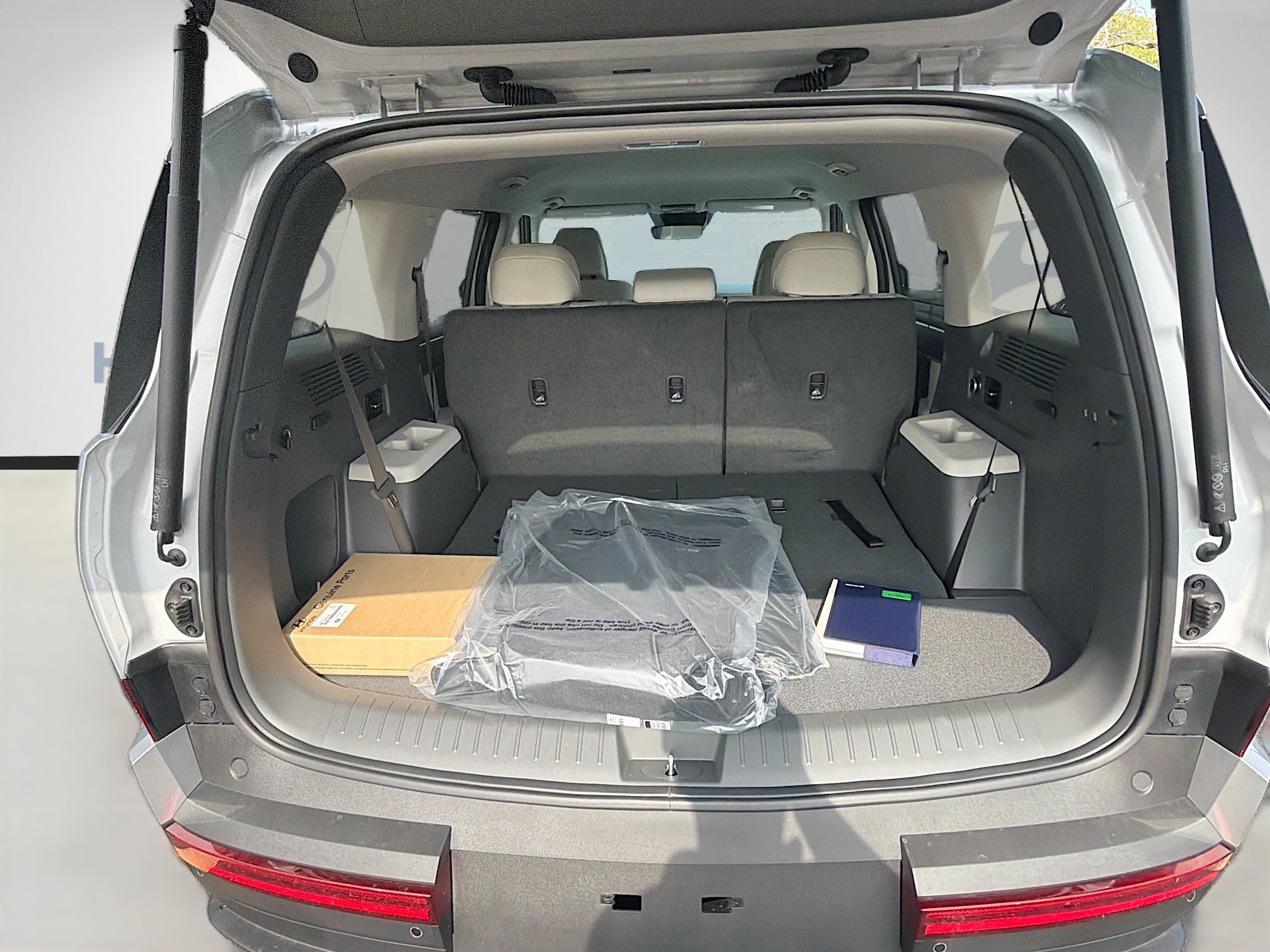 New 2026 Hyundai Santa Fe SEL FWD image 18