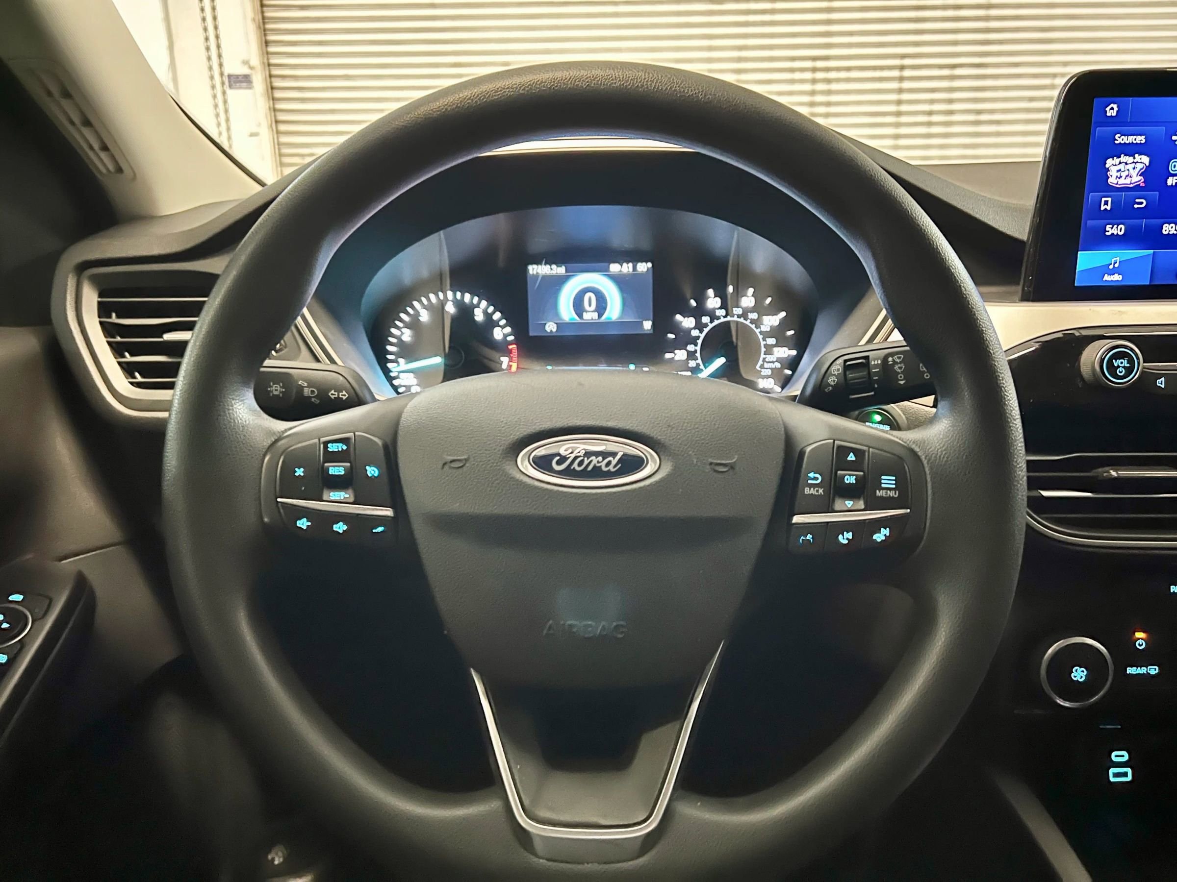 Used 2021 Ford Escape SE w/ SE Sport Appearance Package image 15