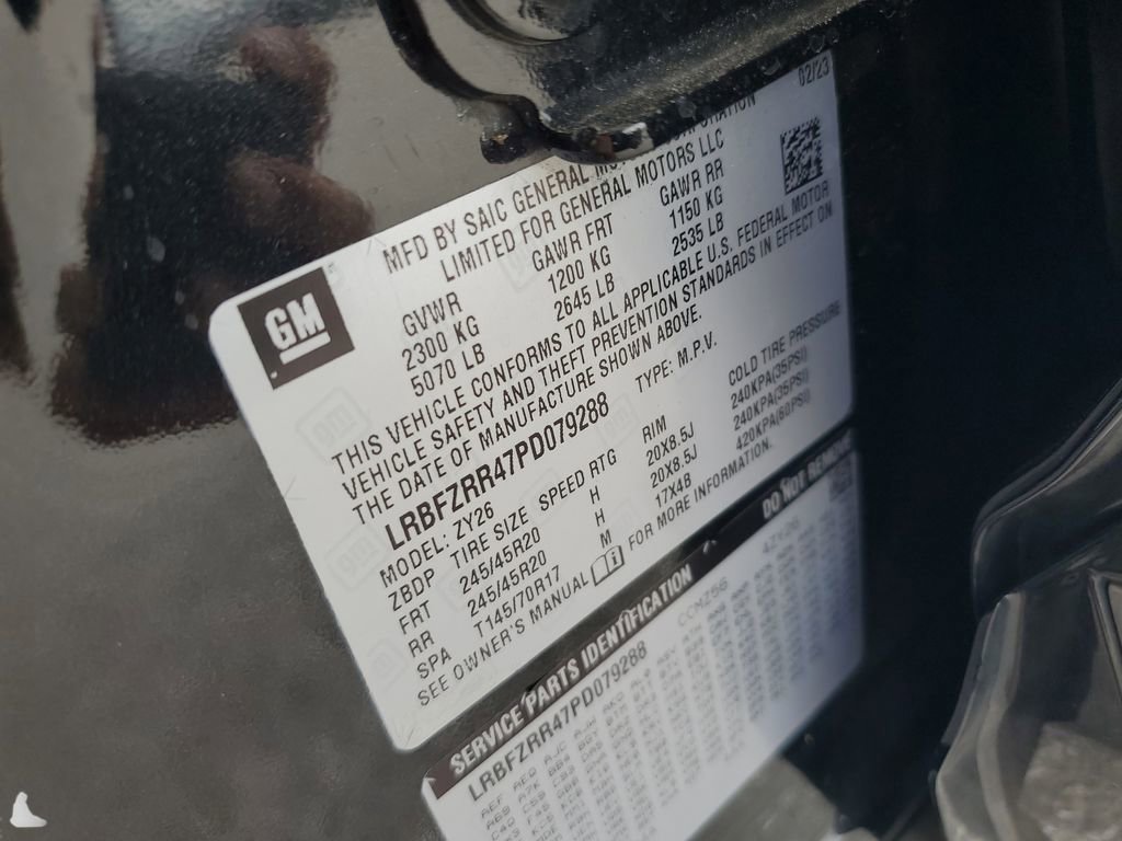 Used 2023 Buick Envision Avenir FWD image 28