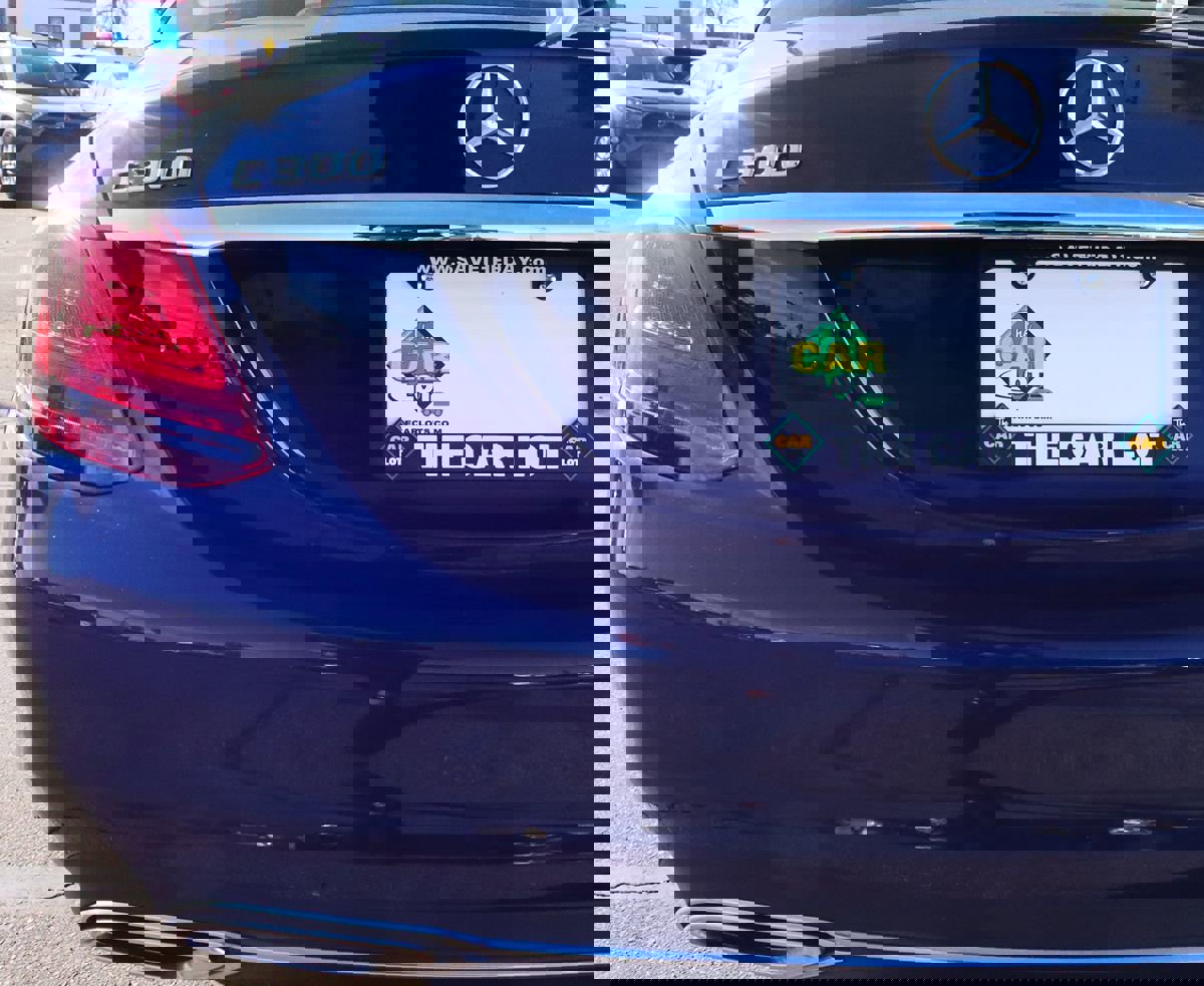 Used 2020 Mercedes-Benz C 300 Sedan w/ Premium Package image 18