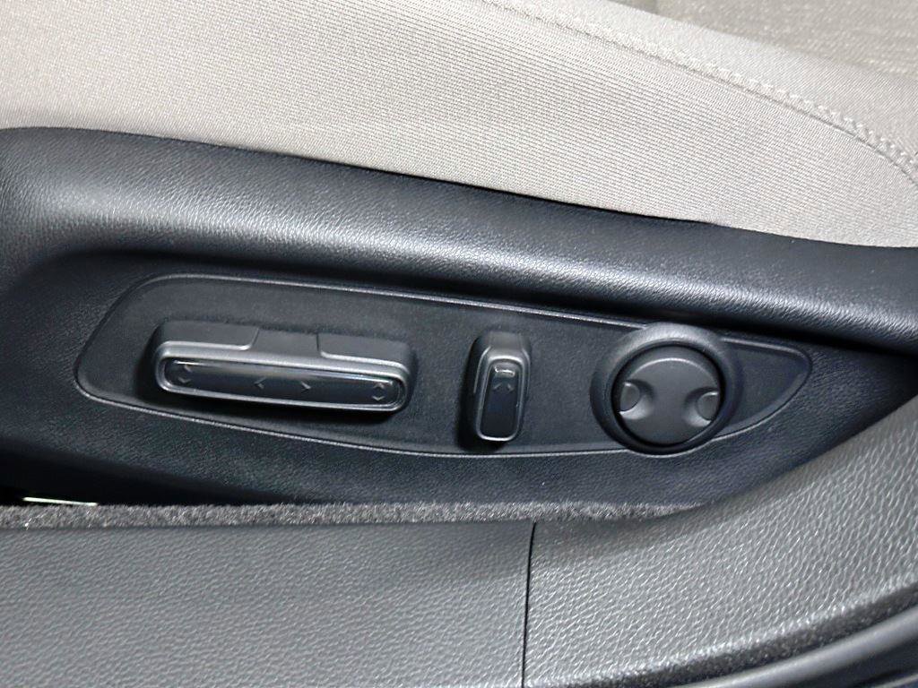 New 2025 Honda Accord SE image 14