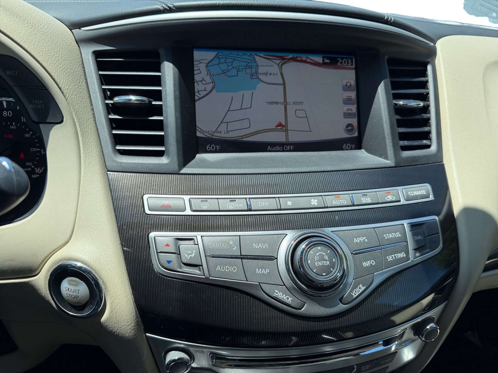Used 2018 INFINITI QX60 FWD w/ Premium Plus Package image 12