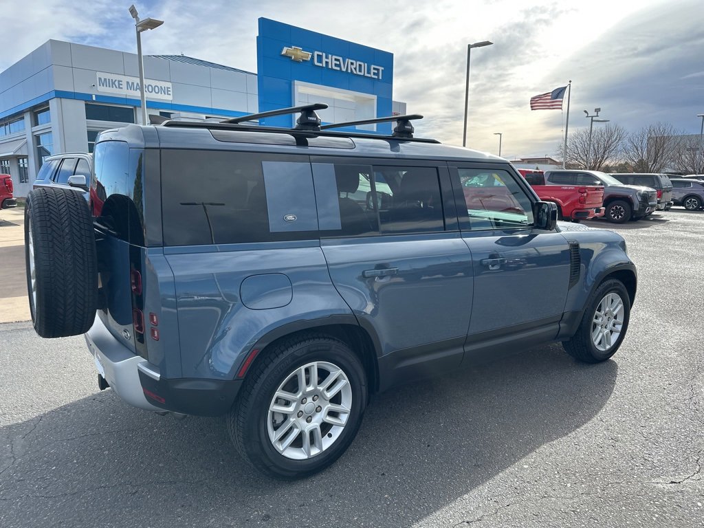 Used 2023 Land Rover Defender 110 S image 39